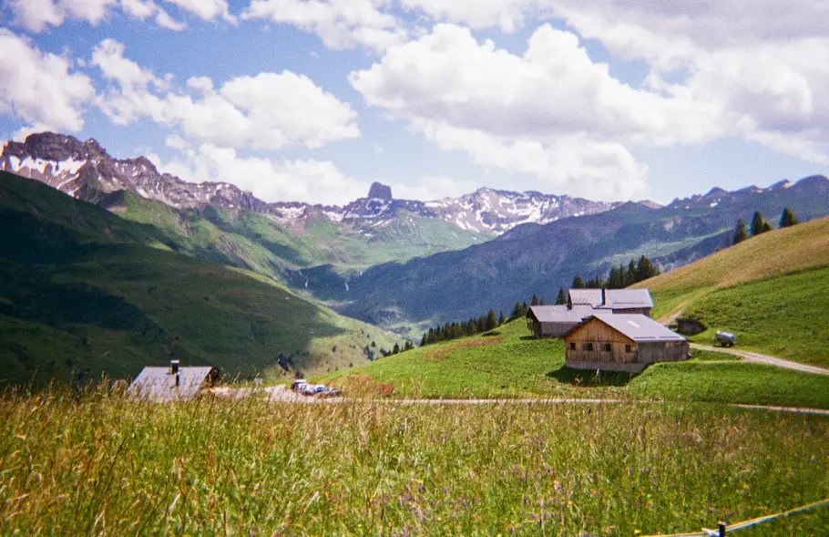 Dernière partie du trek en direction d'Arêches