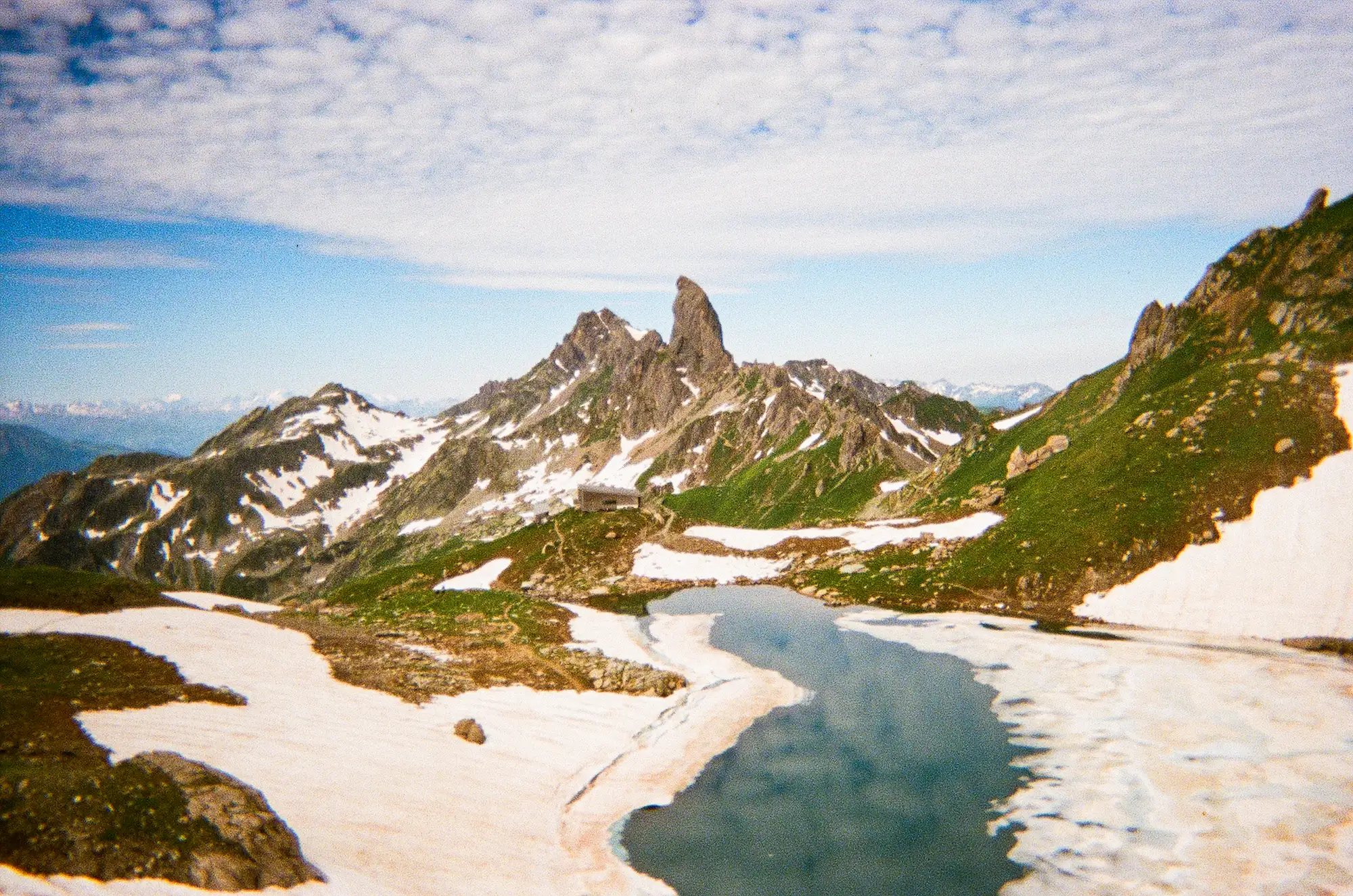 Vue sur le Beaufortain depuis le refuge de Presset