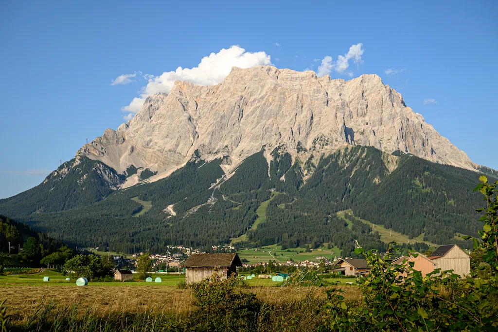 Montagnes du Tyrol au coucher de soleil